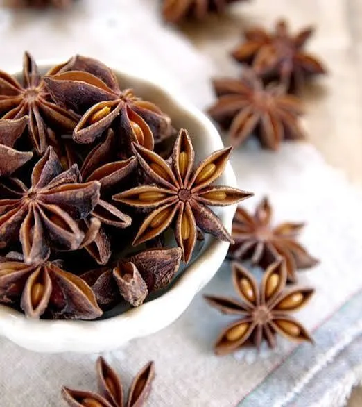 Badiyan ka phool (بادیان کا پھول)
